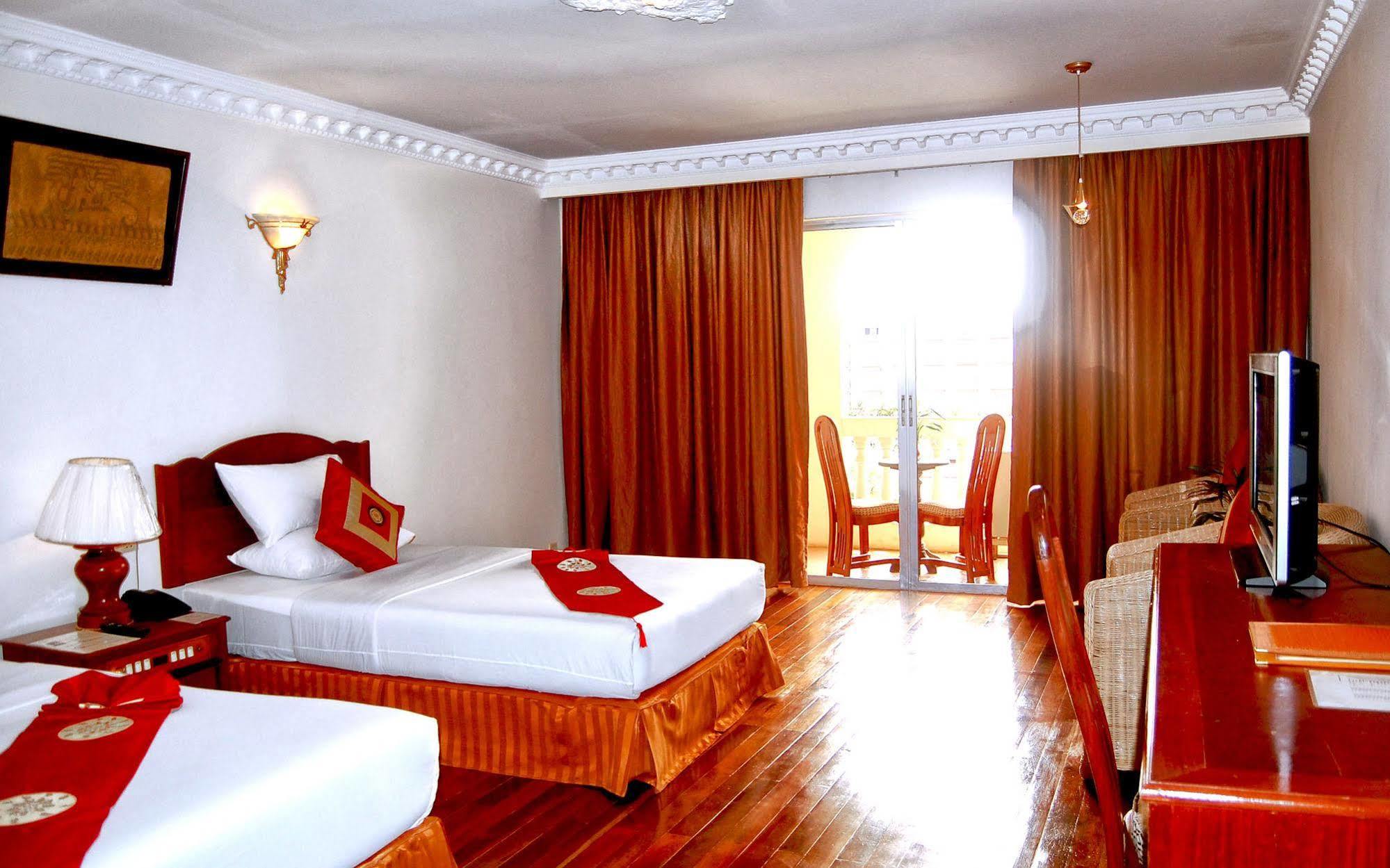 Goldiana Angkor Hotel Sziemreap Kültér fotó