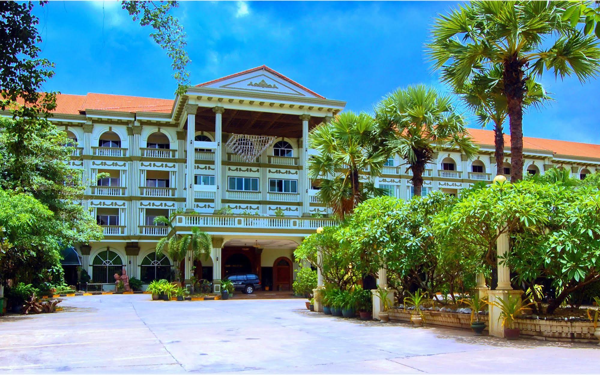 Goldiana Angkor Hotel Sziemreap Kültér fotó