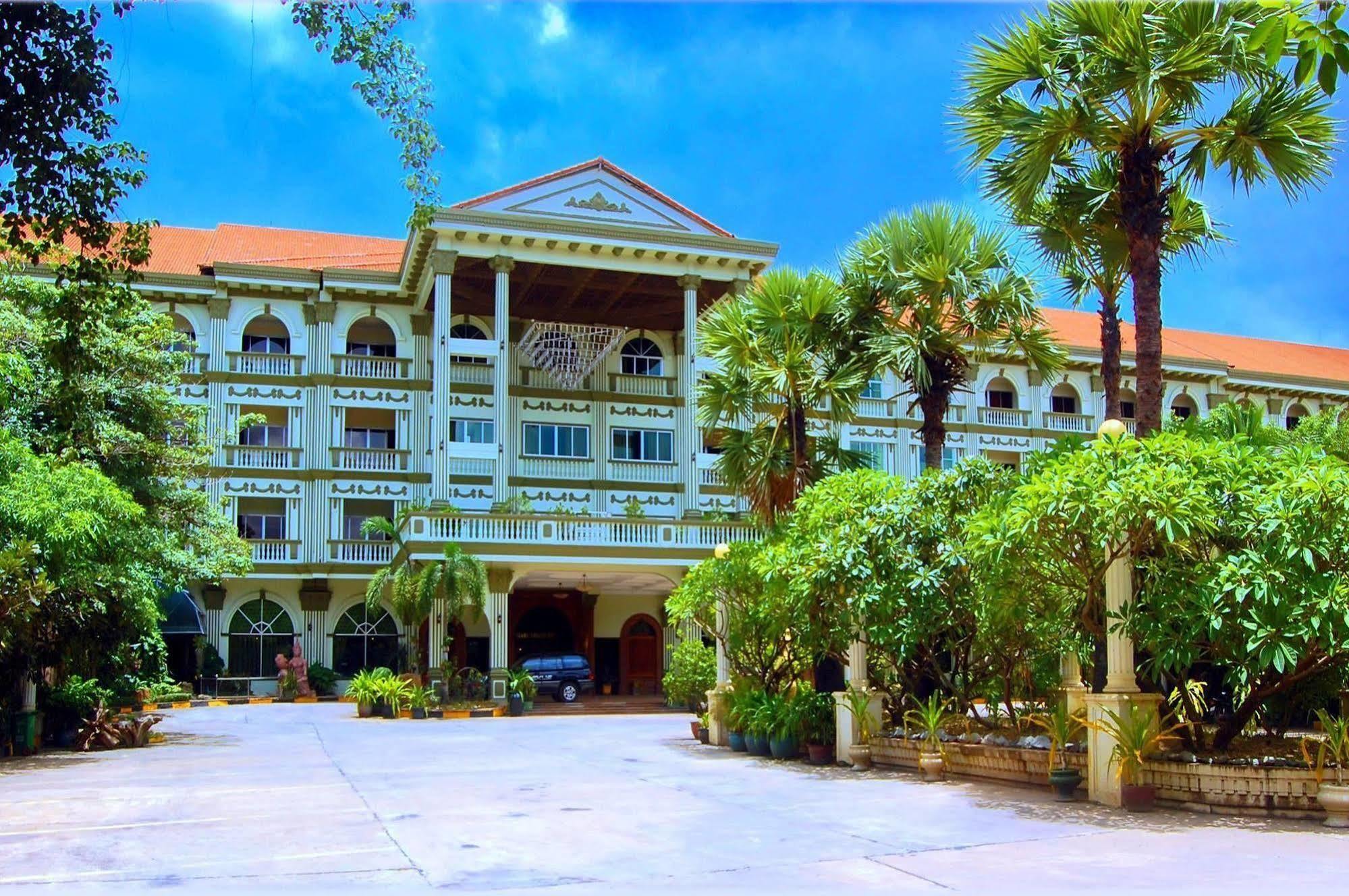 Goldiana Angkor Hotel Sziemreap Kültér fotó